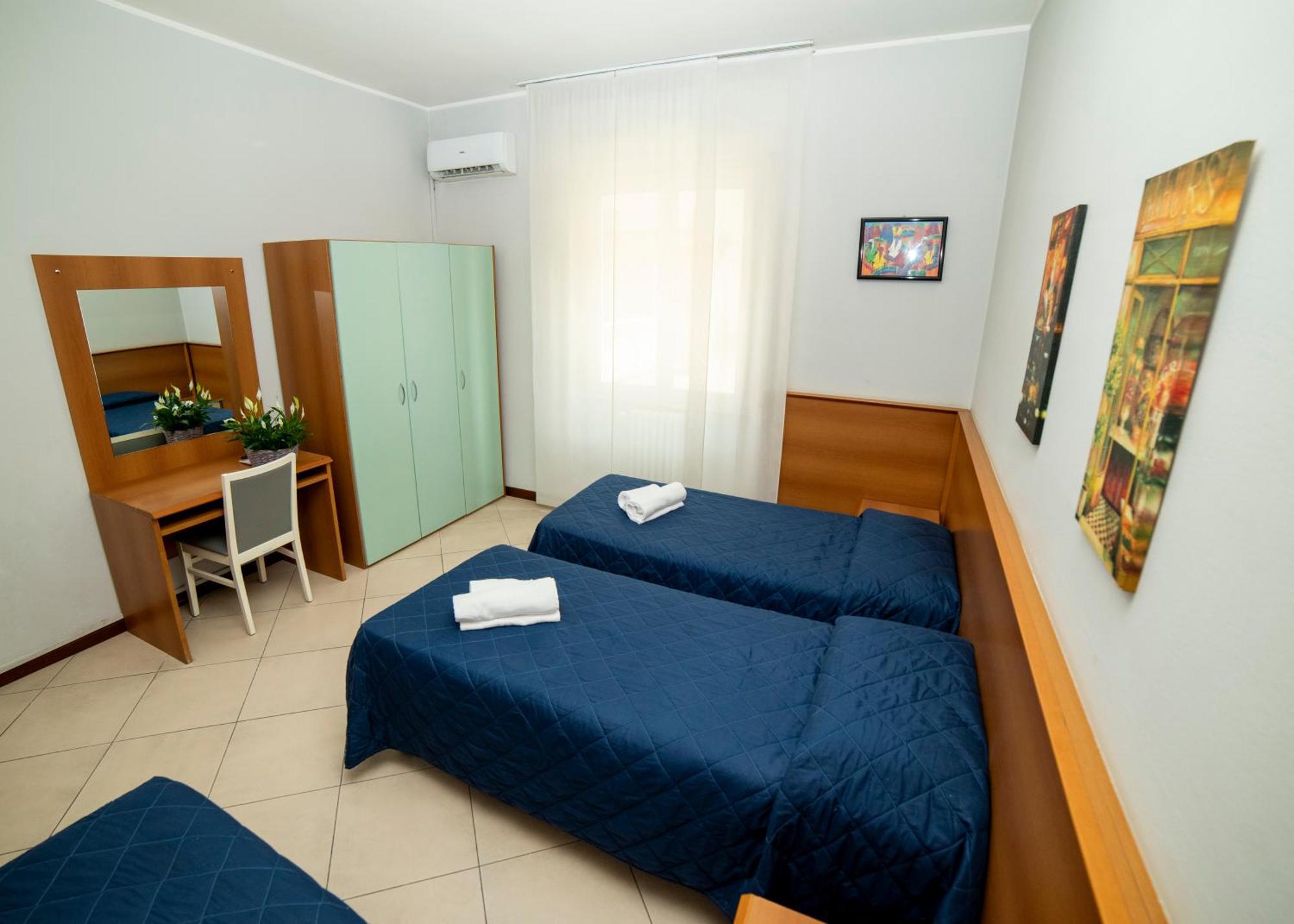 Varedo Hotel Victoria מראה חיצוני תמונה