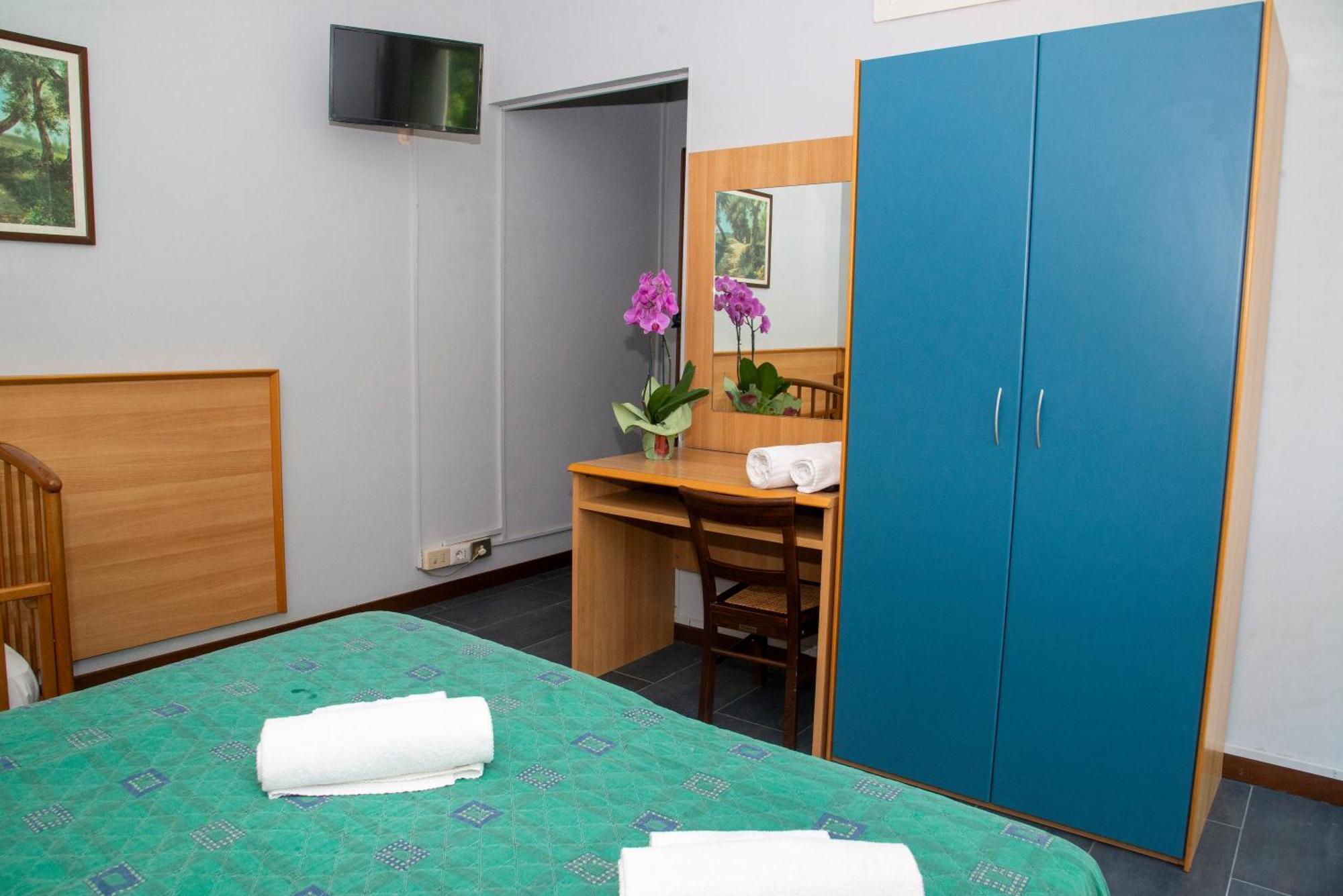 Varedo Hotel Victoria מראה חיצוני תמונה