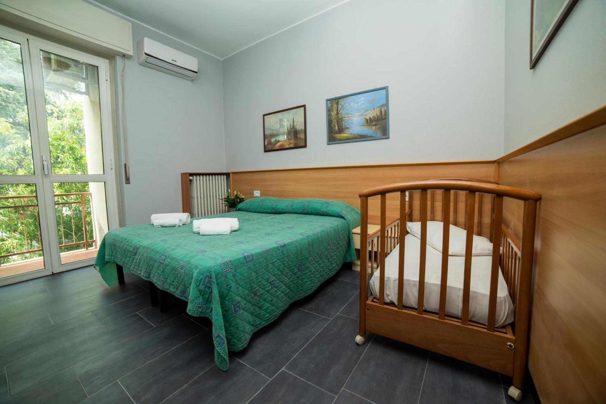 Varedo Hotel Victoria מראה חיצוני תמונה